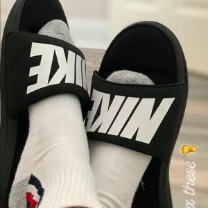 Meet your Posher, Brittney